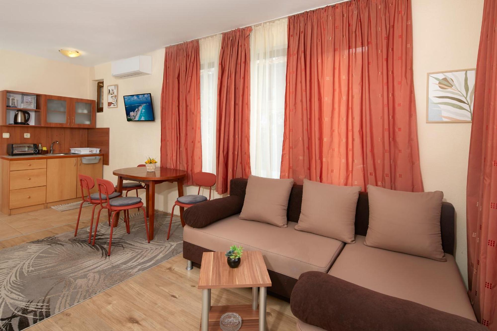 Nirvana Guest House Несебр Экстерьер фото